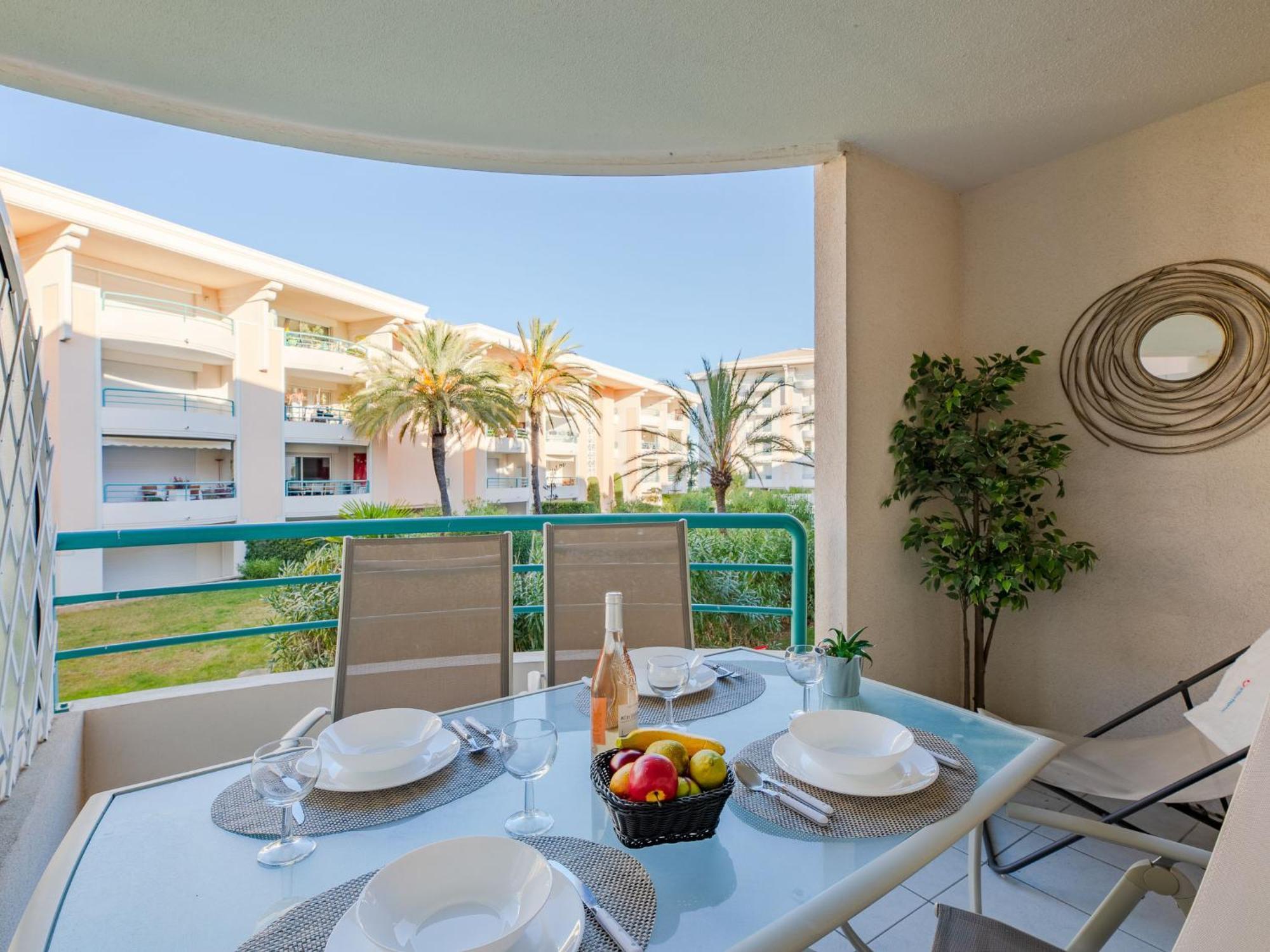 Apartment Le Cesaree-5 By Interhome Frejus Exterior photo